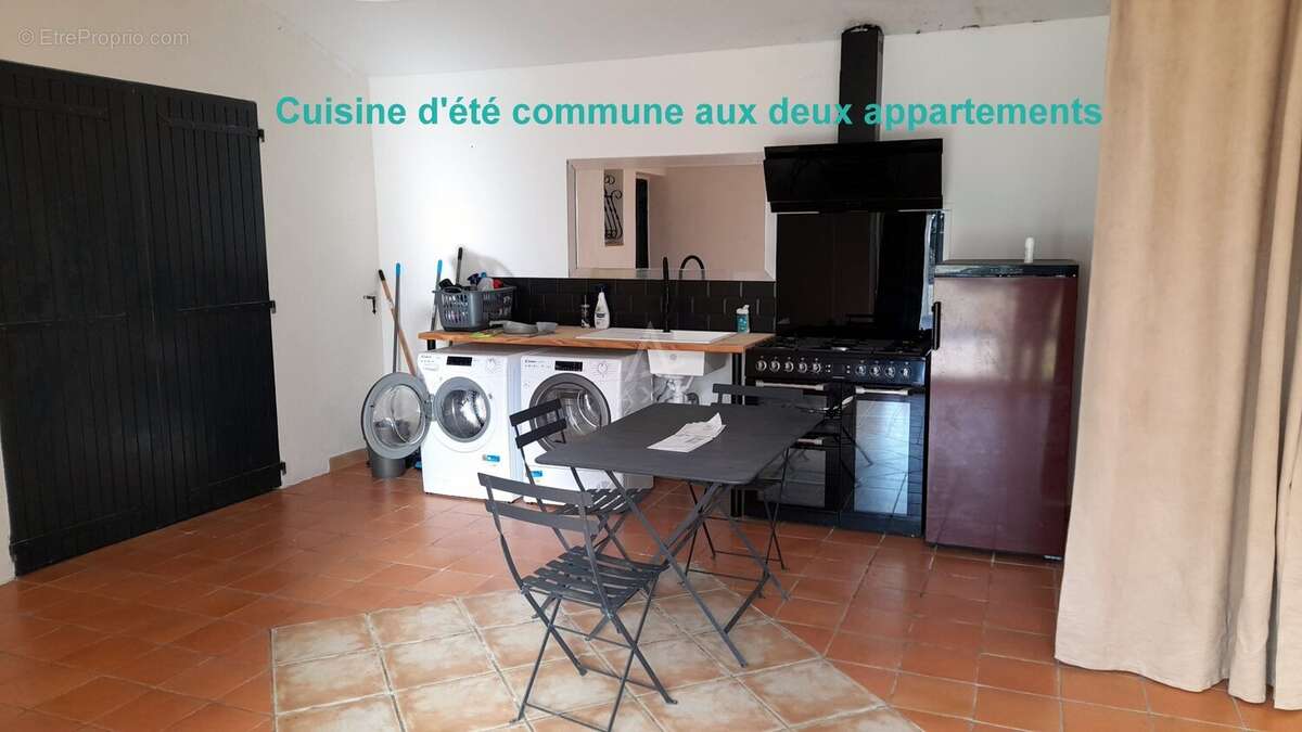Maison à FOURQUES