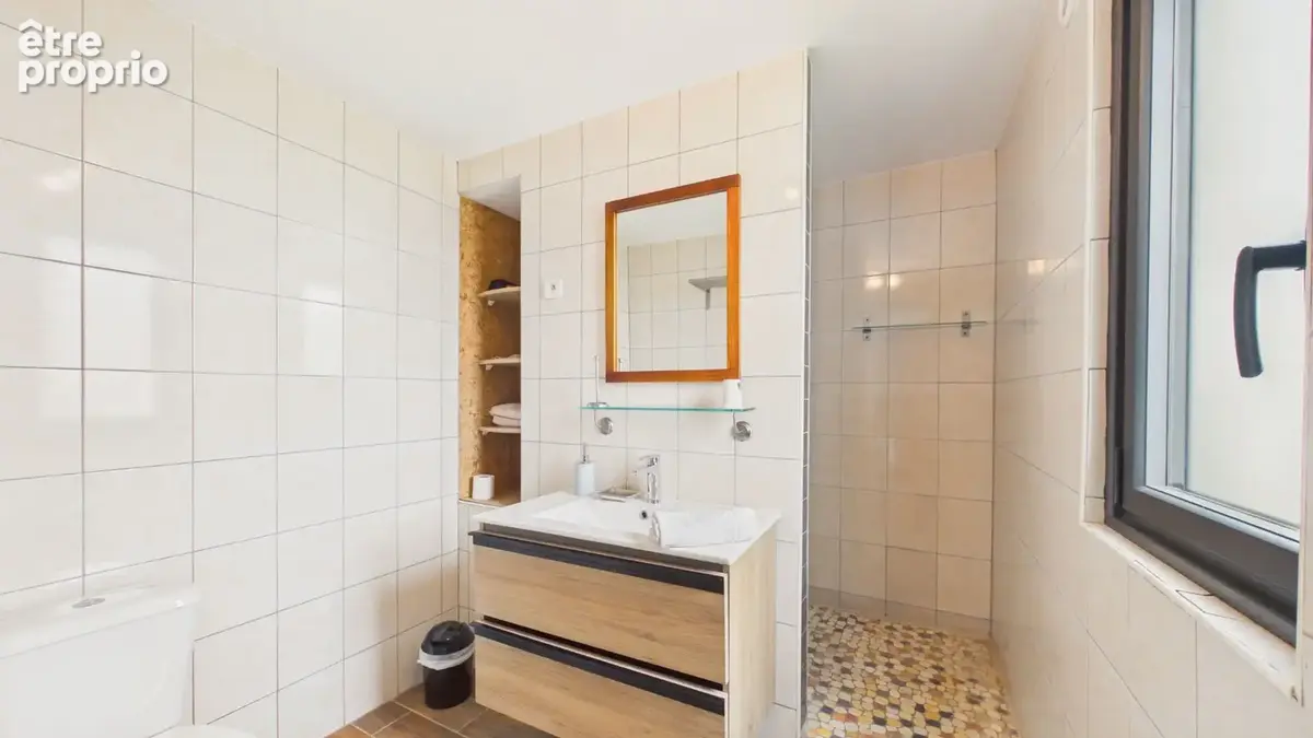 Ensemble immobilier en pierre avec gîte, maison principale, roulottes et piscine près de Cajarc - photo 7