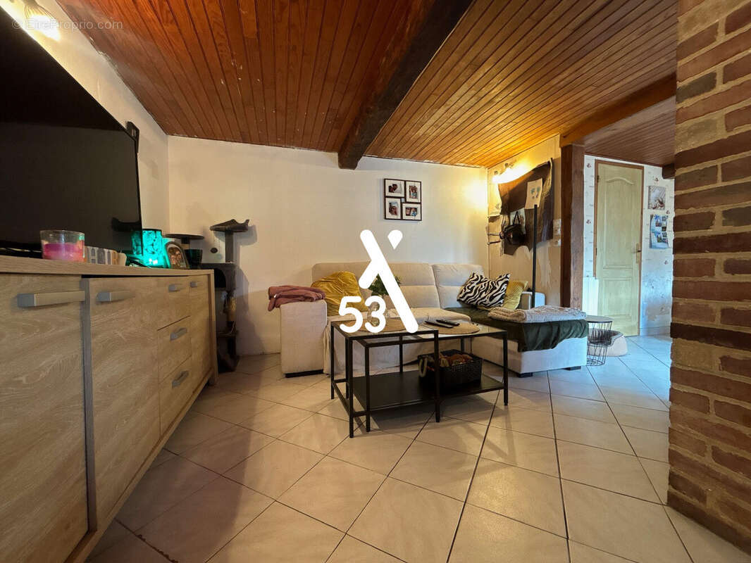 Maison 76 m² à Blendecques  - photo 6
