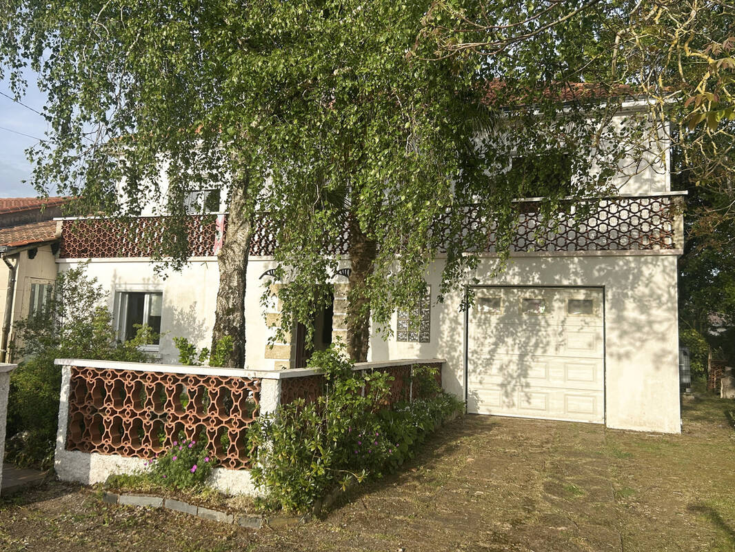 Maison à LE LOROUX-BOTTEREAU