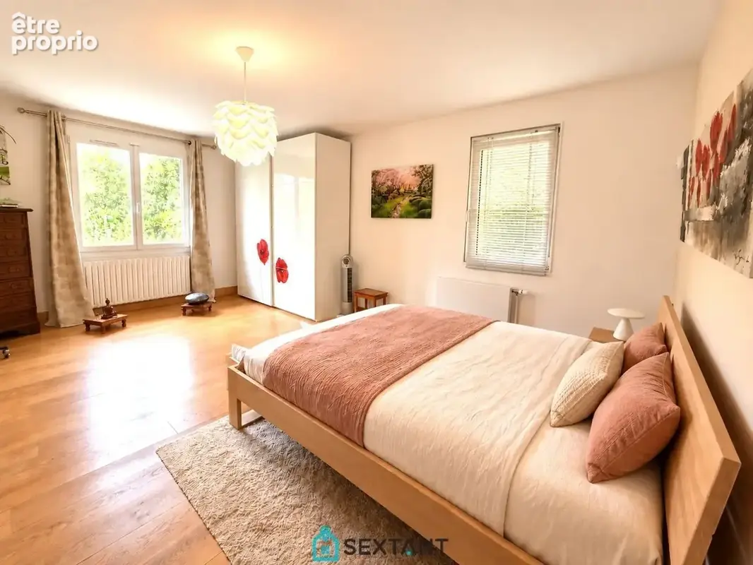 Villa 5 pièces de 130 m² avec vue exceptionnelle sur le Mont-Blanc - 01220 - Grilly - 875.000  - photo 4