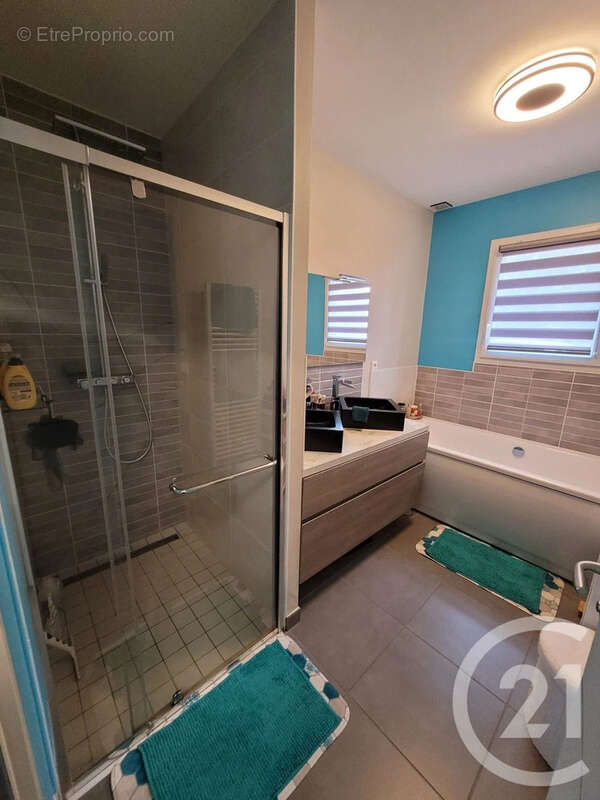 Maison à SAINT-VINCENT-EN-BRESSE