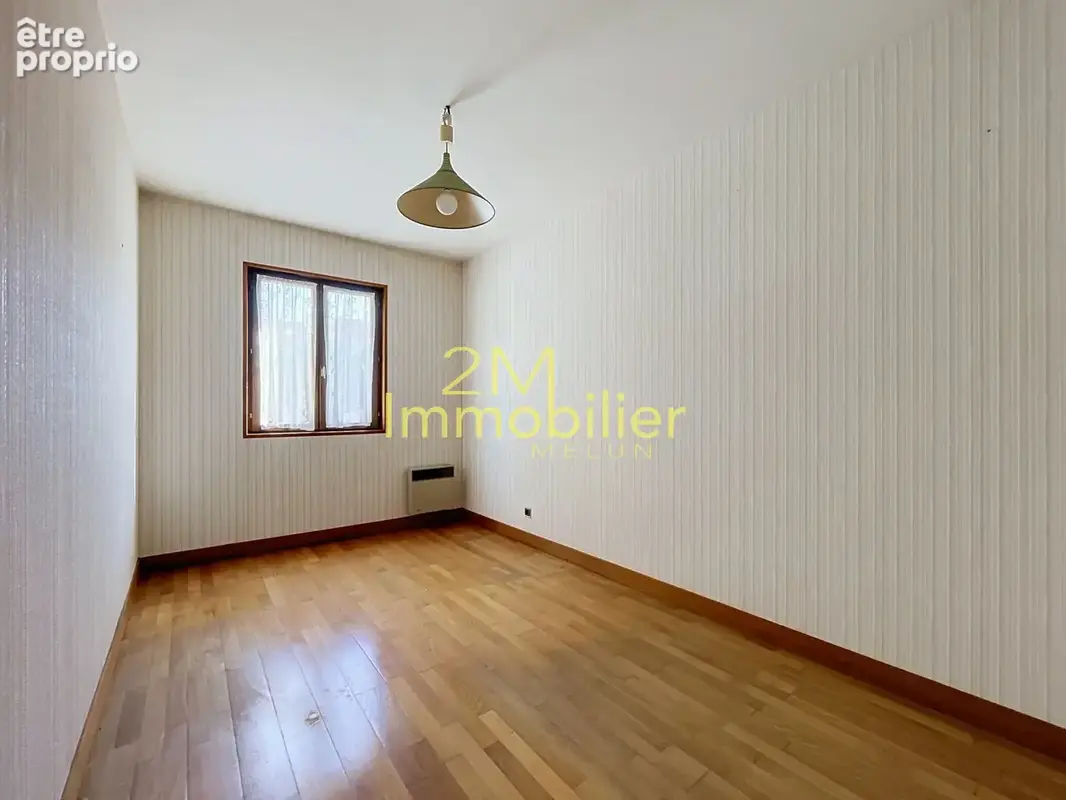 A vendre - maison de plain pied - photo 5