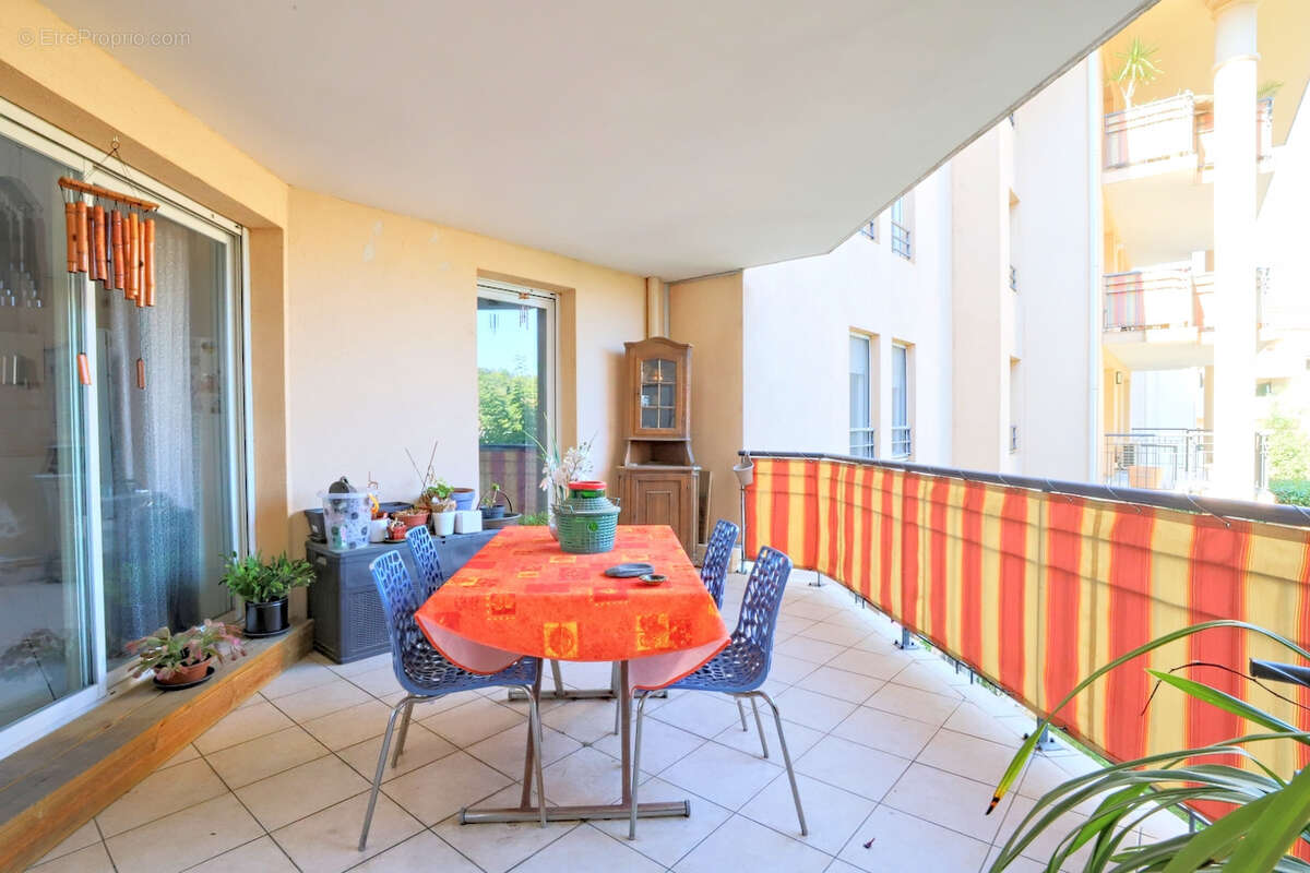 Appartement à HYERES