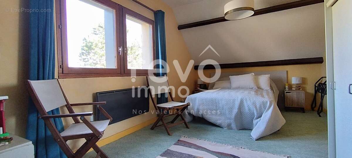 Maison à SAINT-BARTHELEMY-D'ANJOU