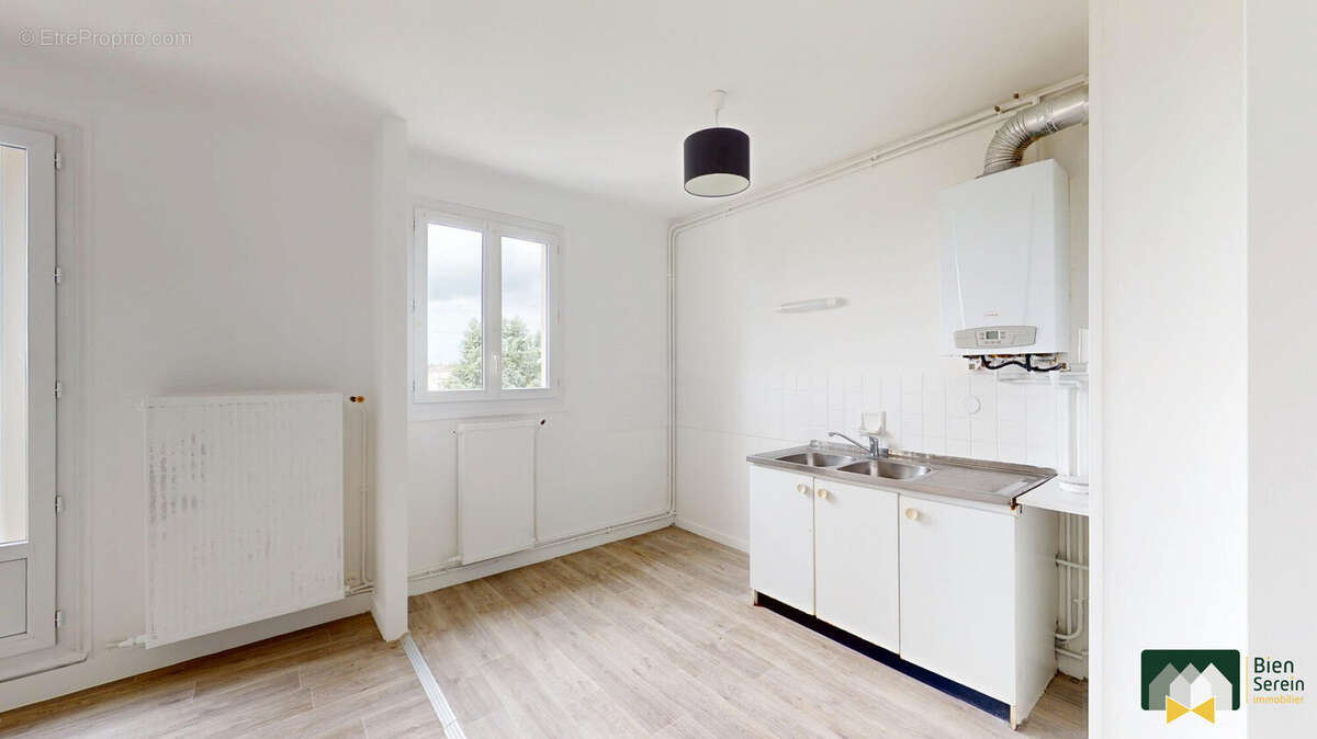Appartement à LUCE
