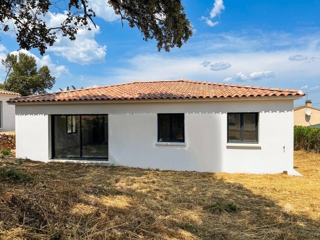 Maison à SAINT-MAXIMIN-LA-SAINTE-BAUME