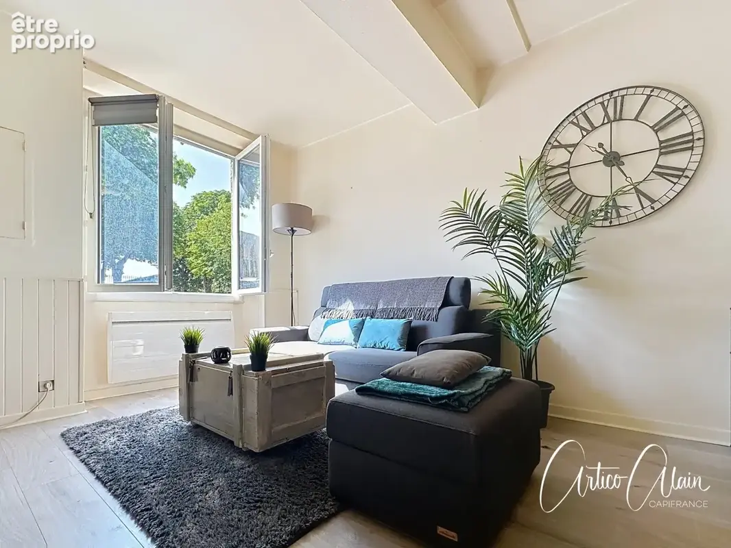Charmante Maison de Village de 106 m² avec Jardin et Dépendance de 86 m² - photo 2