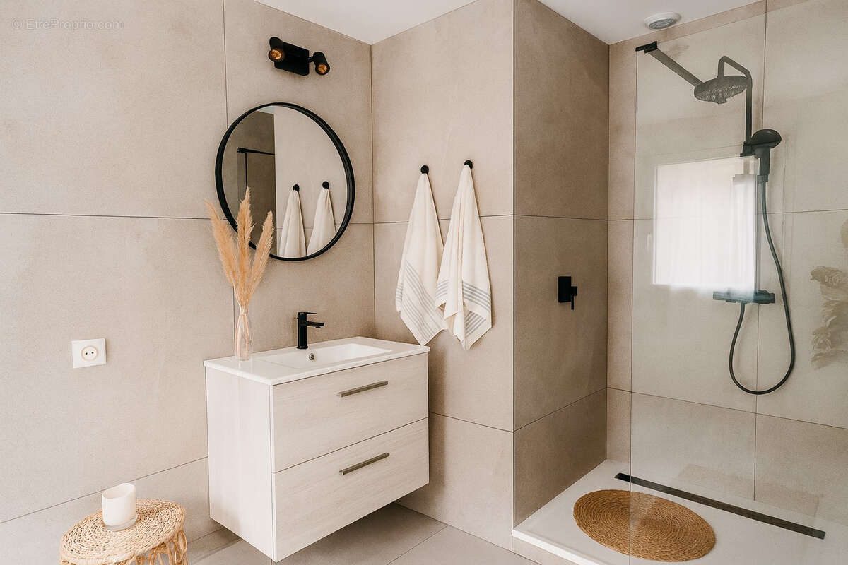 Appartement à CASTELNAU-LE-LEZ