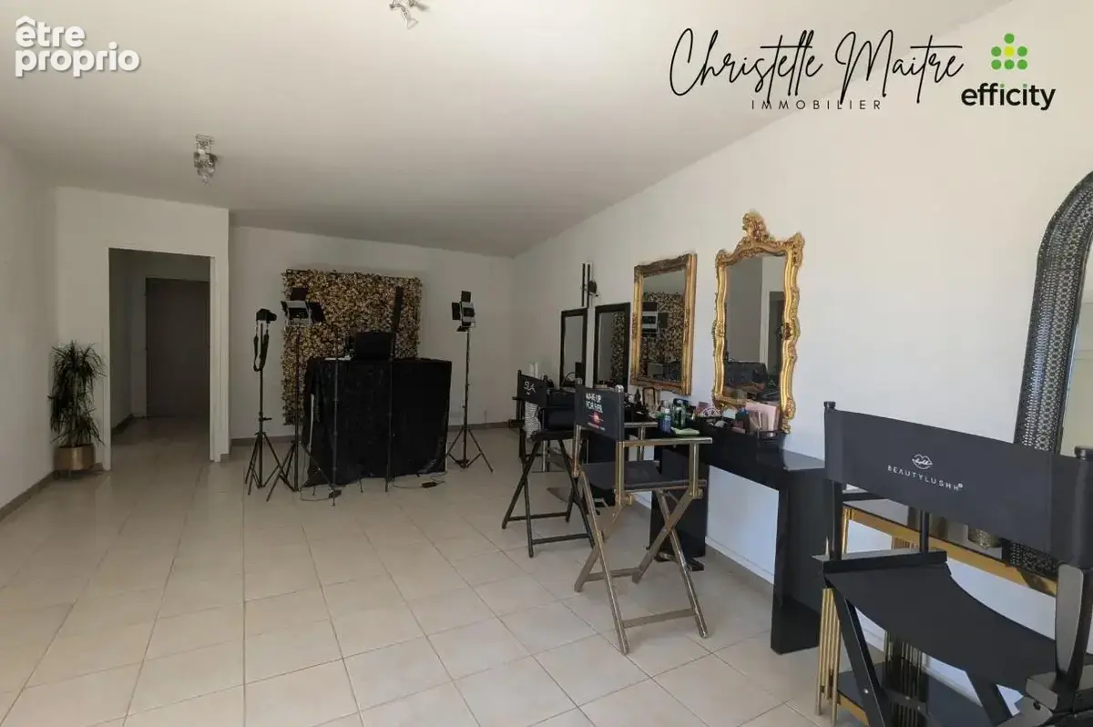 Local commercial - photo 6