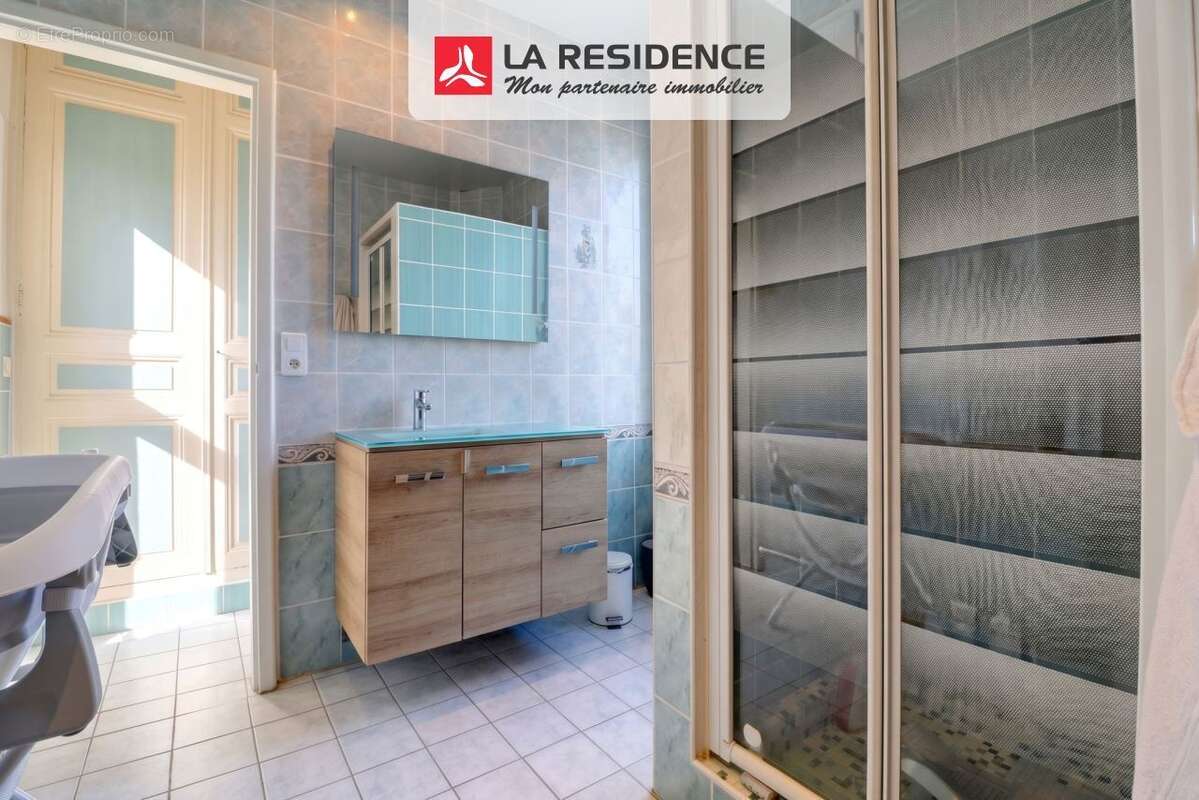 Maison 174 m² à Houdan  - photo 8