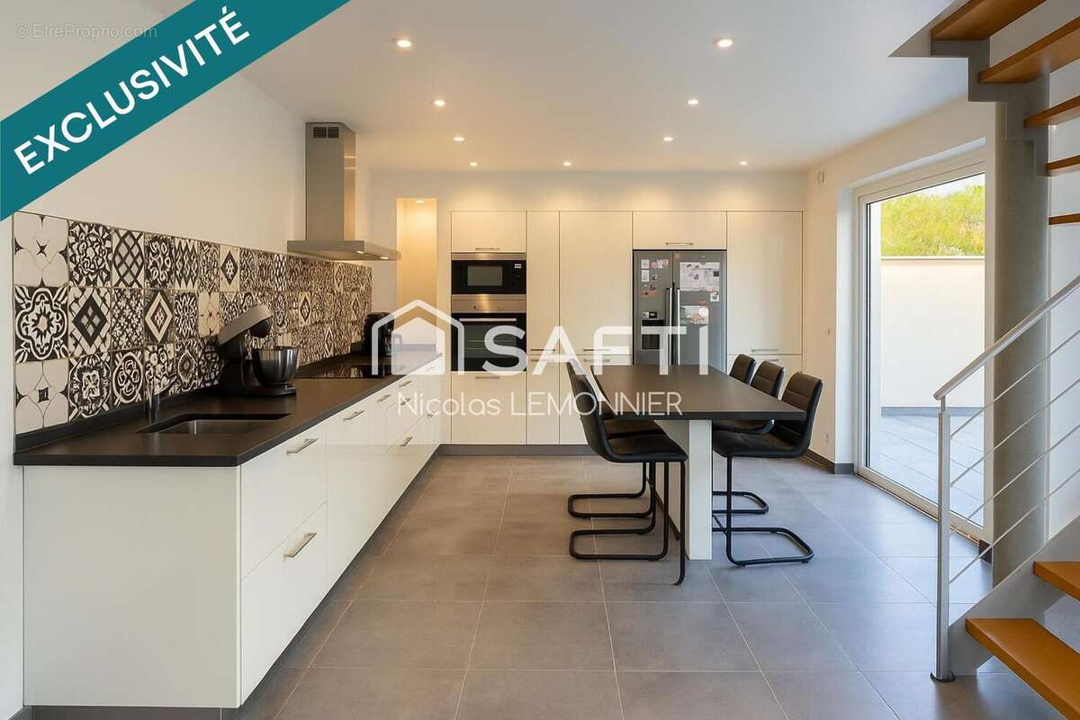 Photo 2 - Maison à BELLENGREVILLE