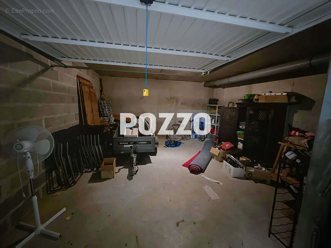 Appartement à FLEURY-SUR-ORNE