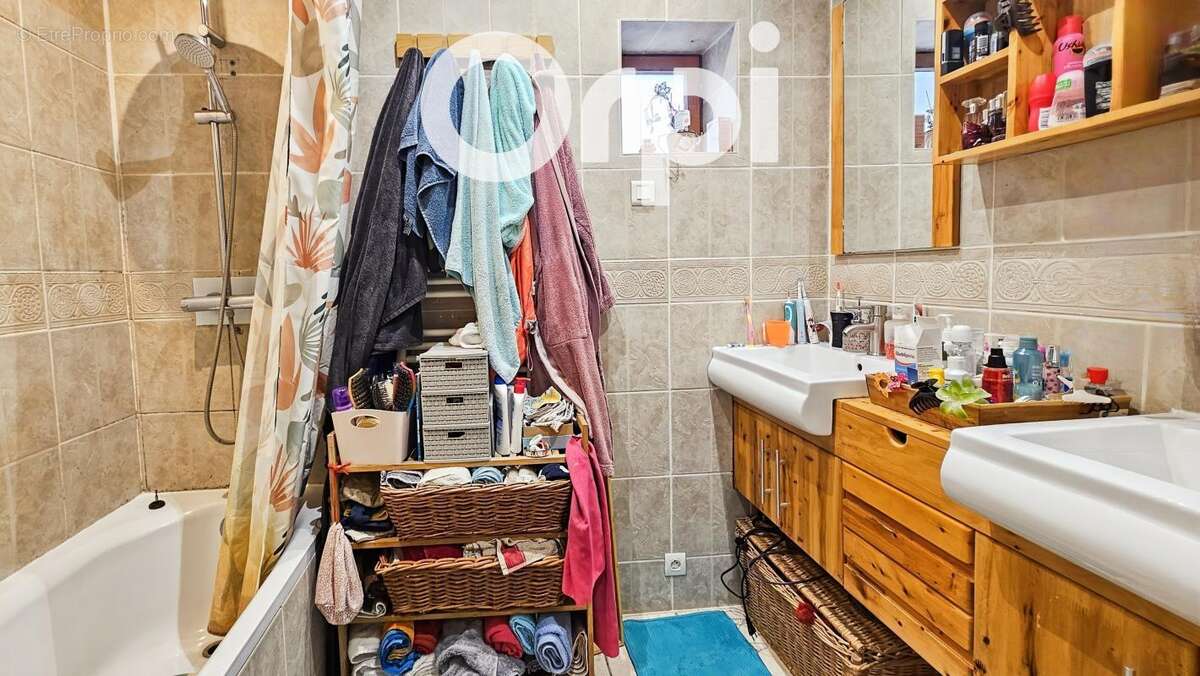 Maison à MOYENNEVILLE