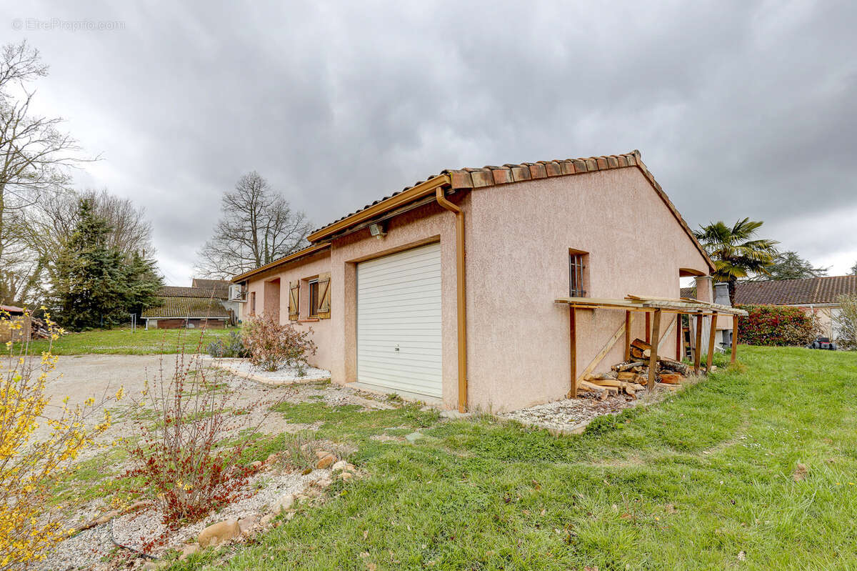 Maison à SAINT-PAUL-CAP-DE-JOUX
