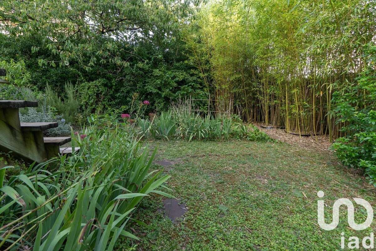 Photo 4 - Maison à LE MESNIL-LE-ROI