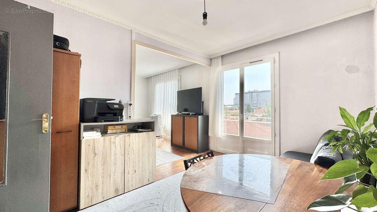 Appartement à VILLEURBANNE