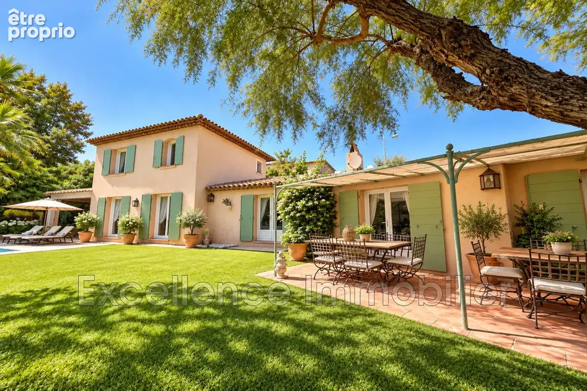 Maison 5 pièces 170 m² à vendre à Sainte-Maxime (83120) - photo 2