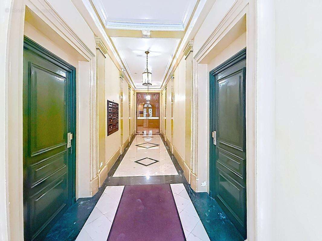 Appartement à PARIS-3E