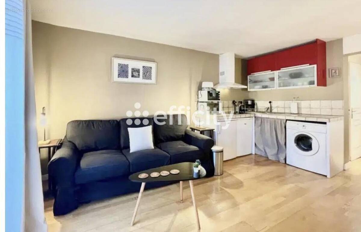 Appartement à PARIS-19E