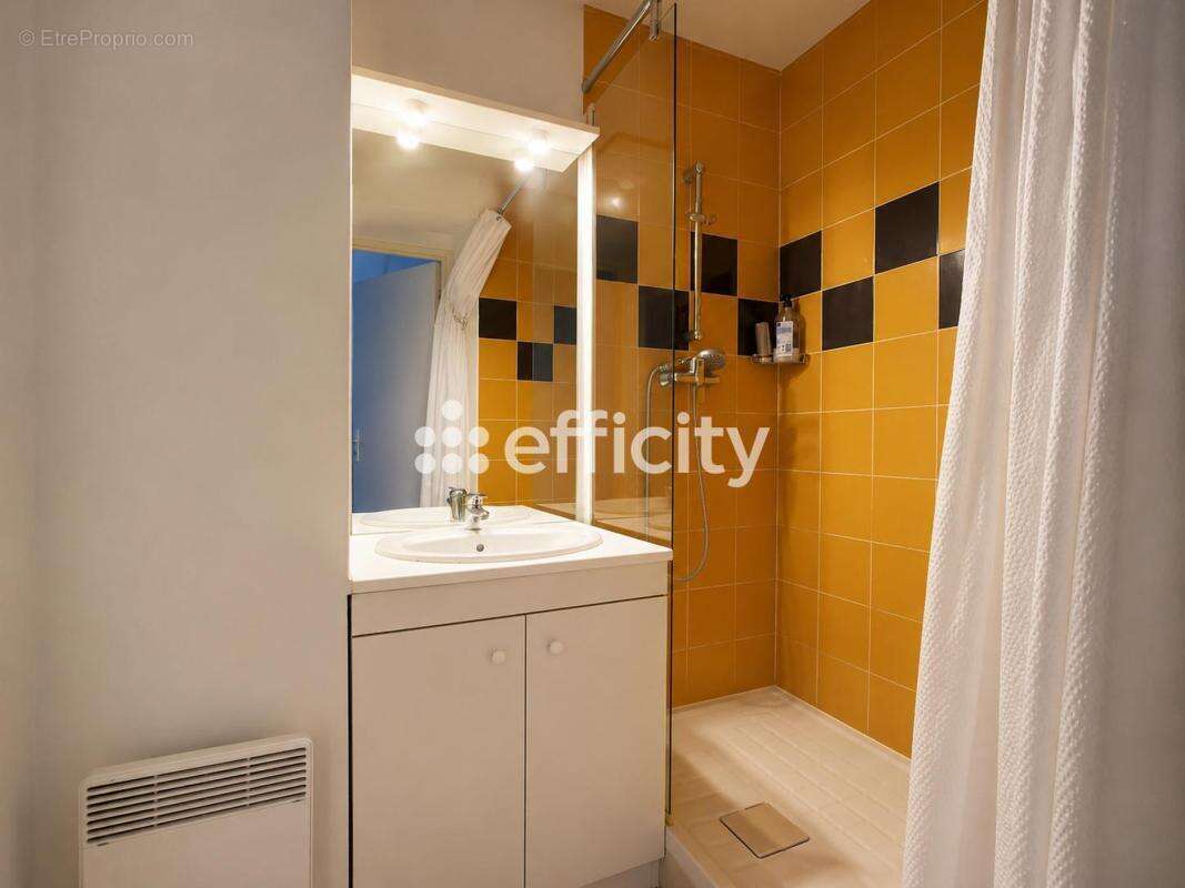 Appartement à MARSEILLE-13E