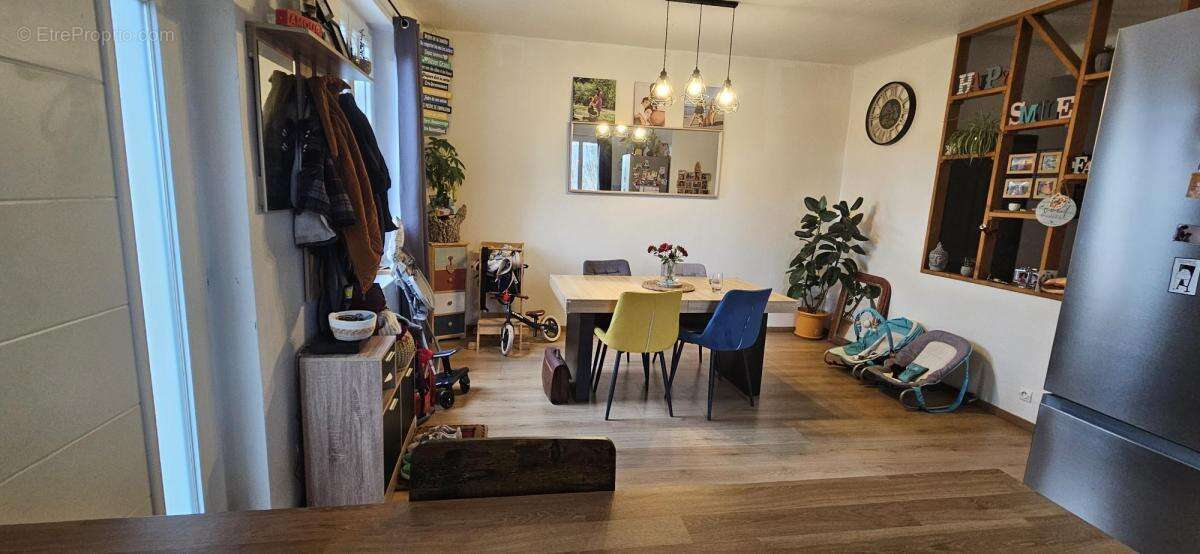 Appartement à GANGES