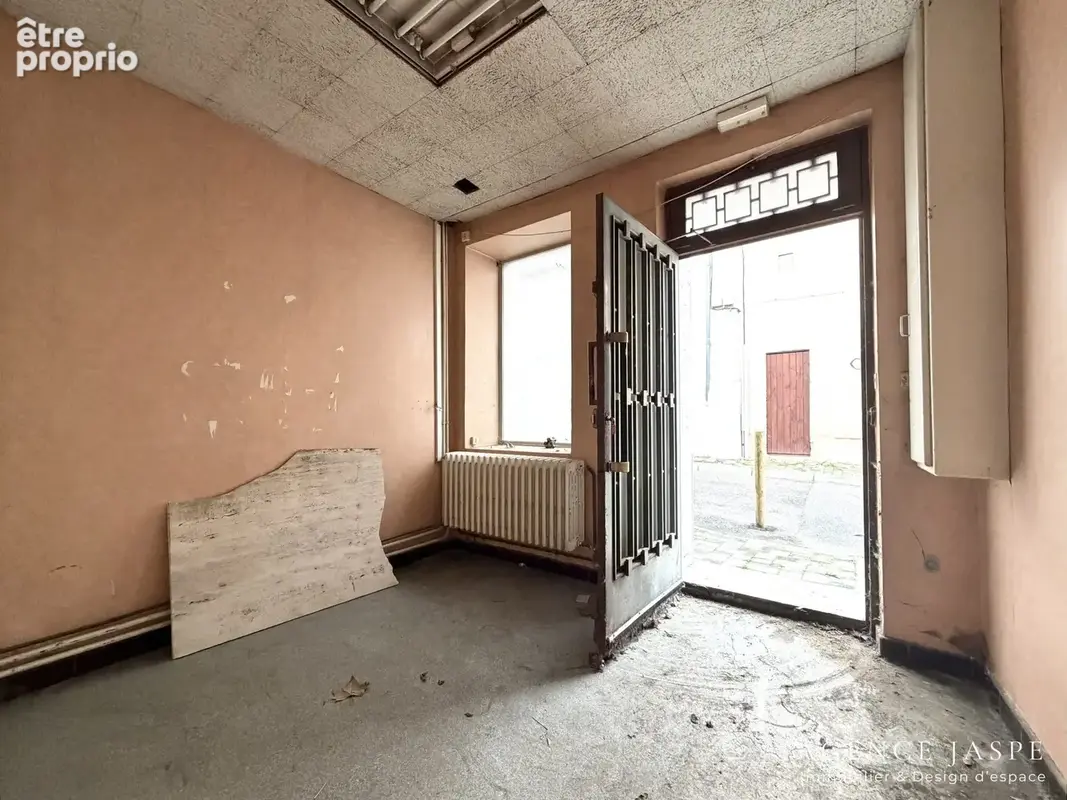 Appartement 190 m² à vendre à Sury-Le-Comtal (42450) - photo 2