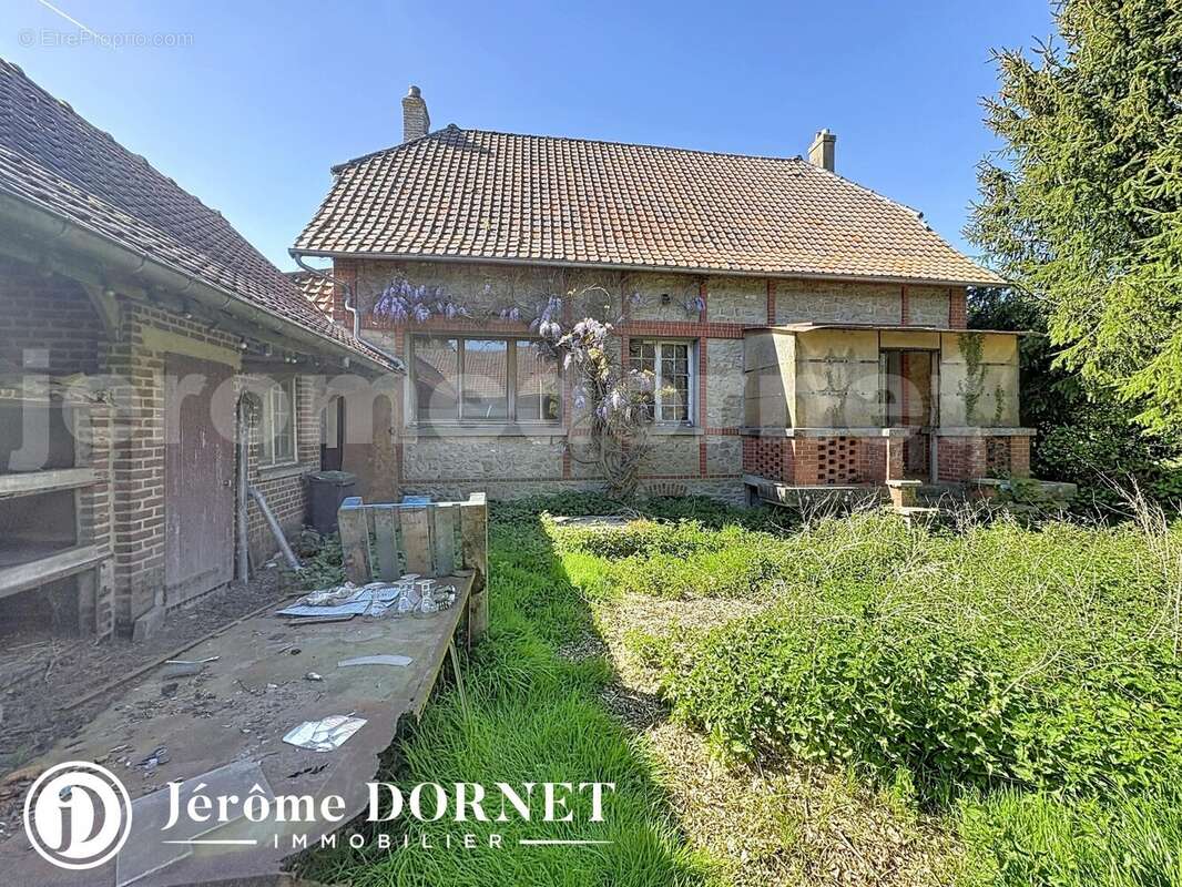 bout_00013 - Maison à FORMERIE