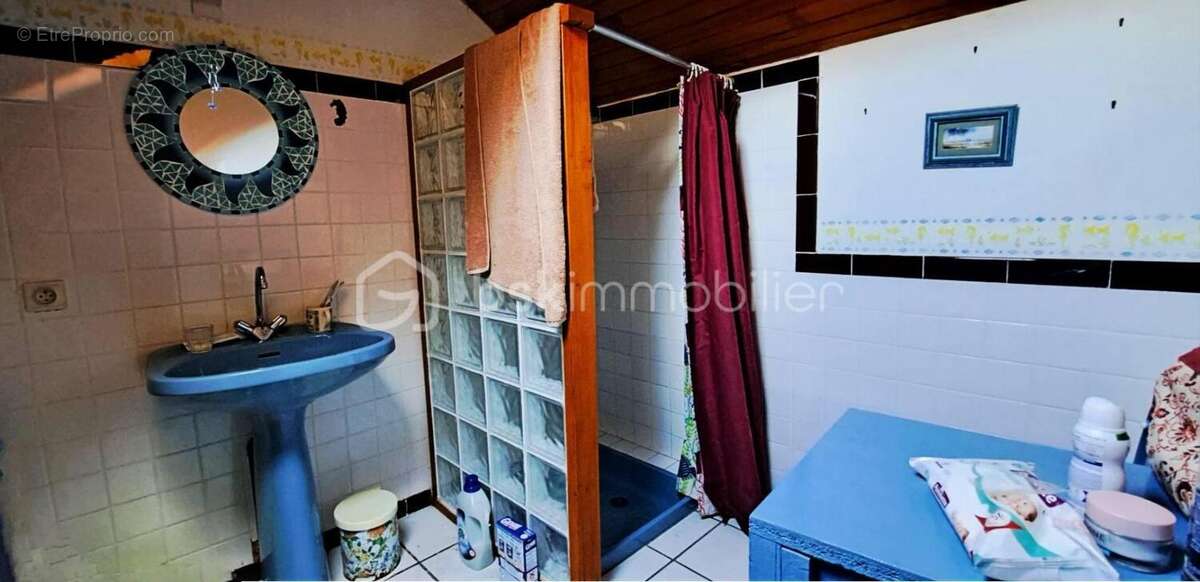 Maison à POULLAOUEN