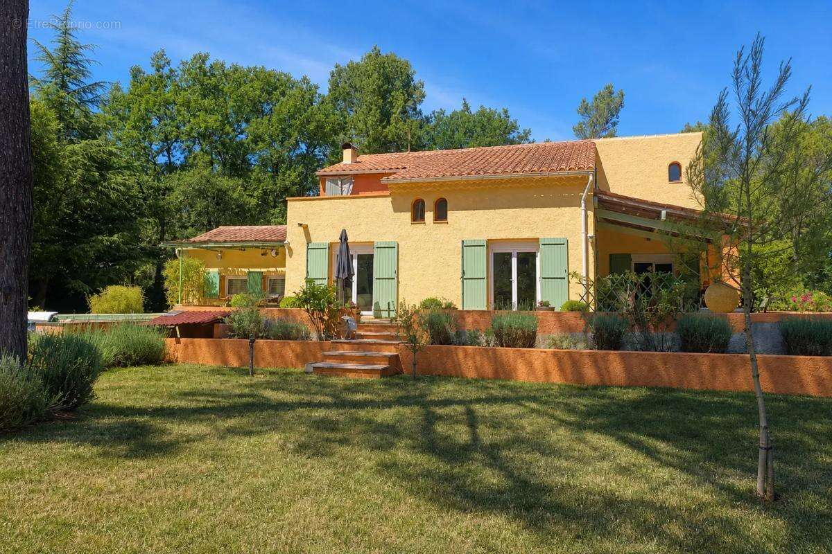 Maison à CAMPS-LA-SOURCE