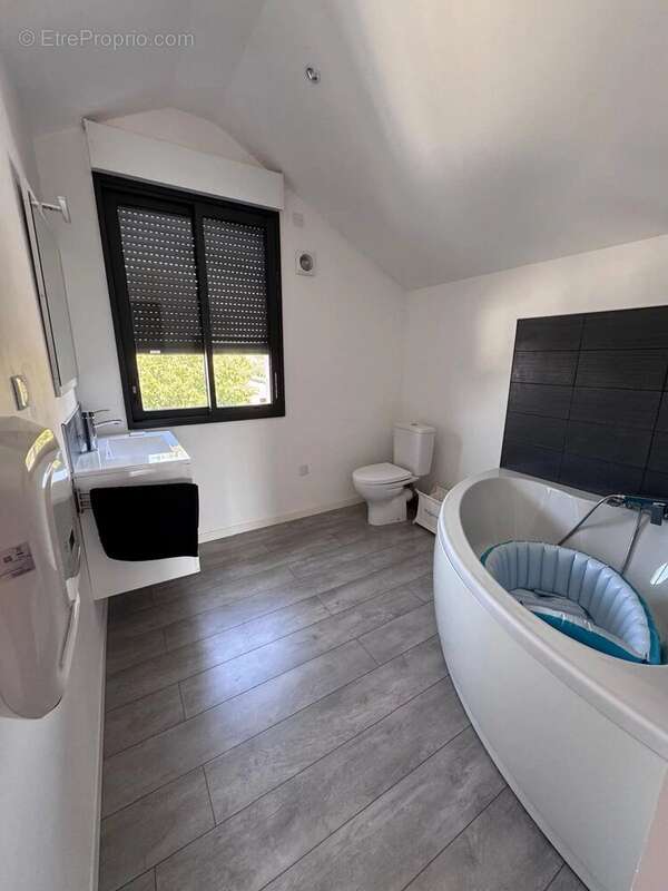 Maison en plein centre de Saint-Sulpice – Sans frais d'agence - photo 10