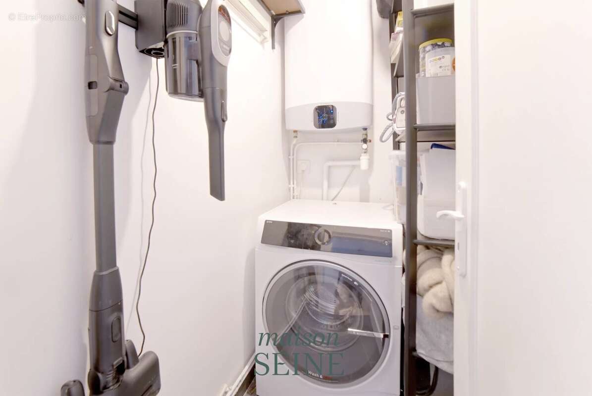 Appartement à NEUILLY-SUR-SEINE