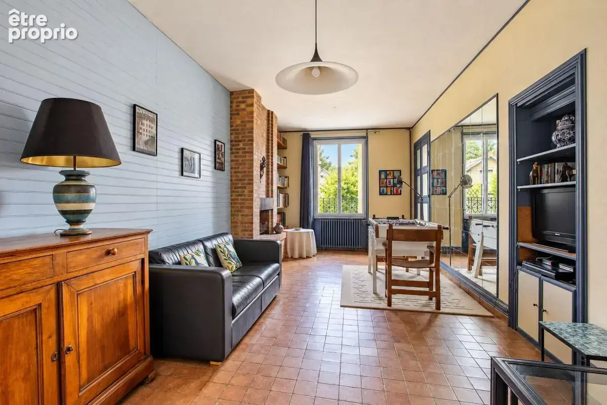 Maison Bourgeoise 4 Chambres + Garage - photo 7