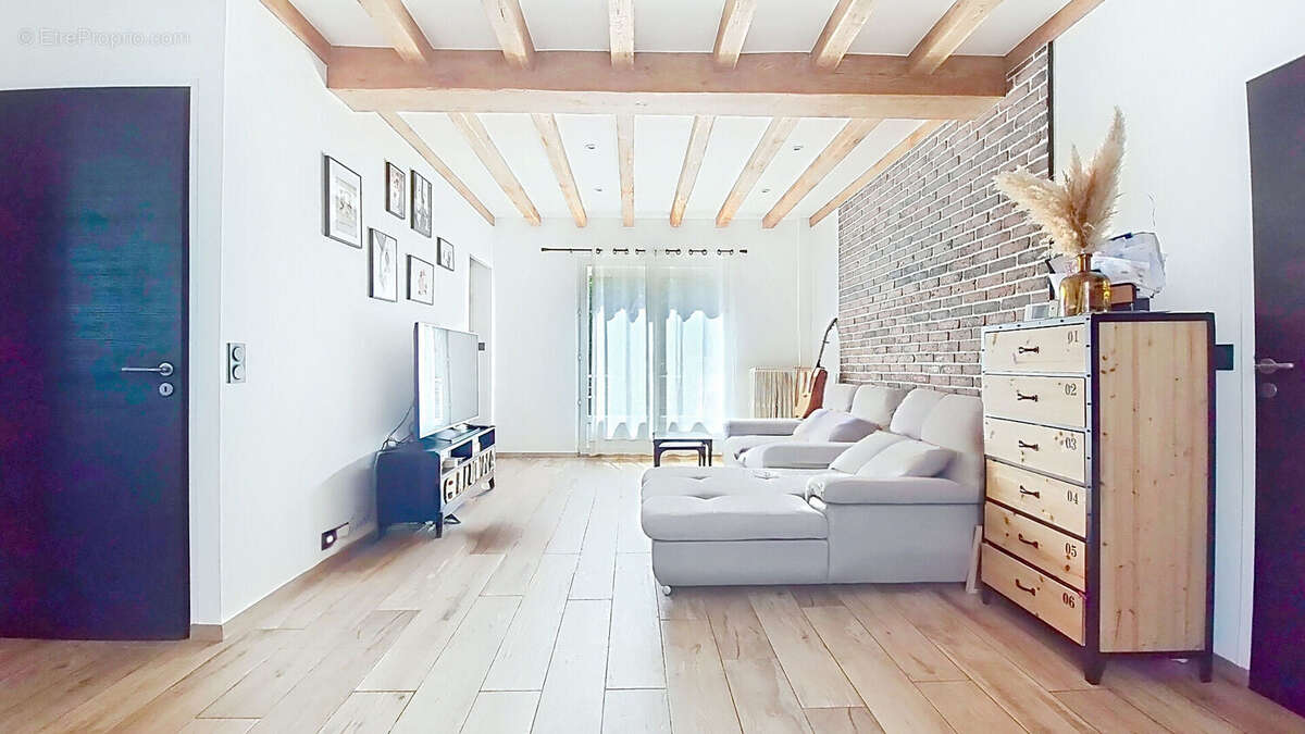 Maison à LIMEIL-BREVANNES