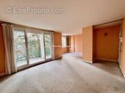 Appartement à LA CELLE-SAINT-CLOUD