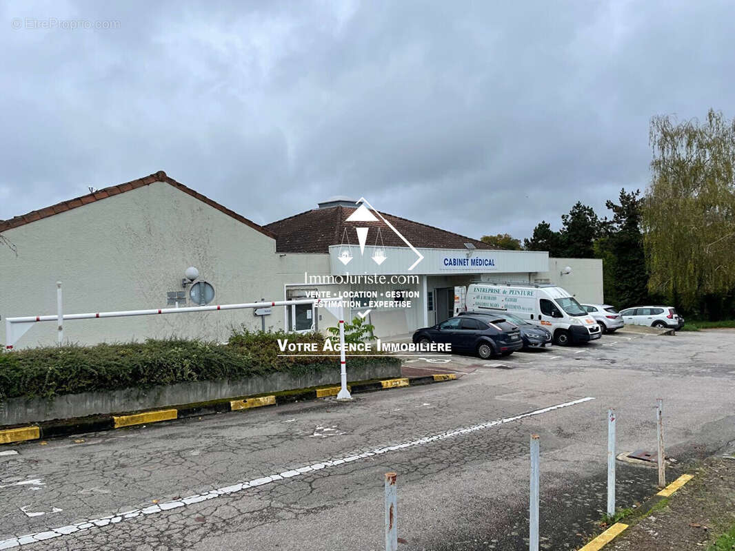 Commerce à LE PALAIS-SUR-VIENNE