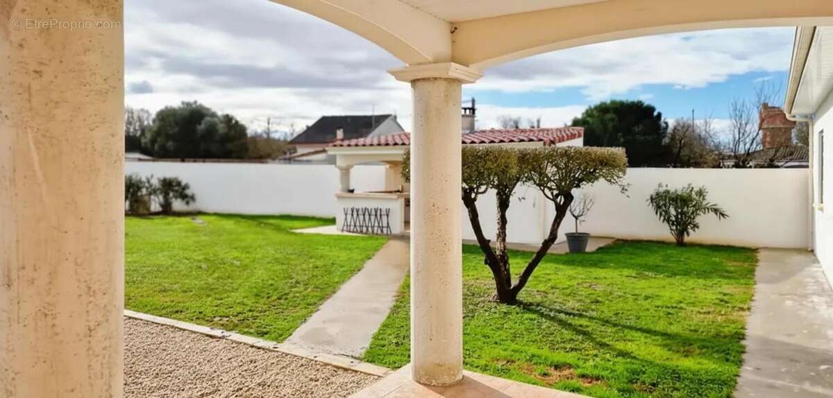 Maison à CASTELSARRASIN