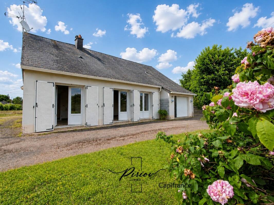 Maison à DOUE-LA-FONTAINE