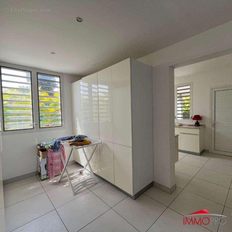PRIX EN BAISSE !! BIEN D'EXCEPTION vue panoramique Mer & montagne !! - photo 10