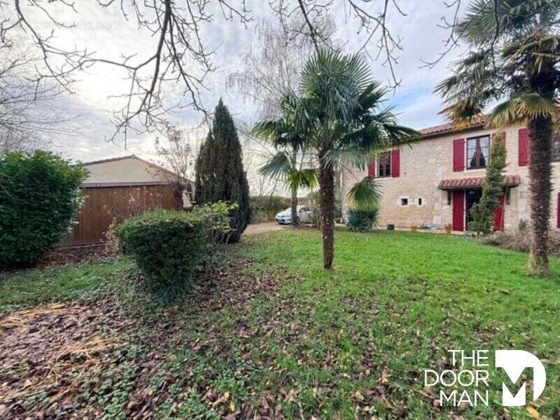 Maison à CELLES-SUR-BELLE