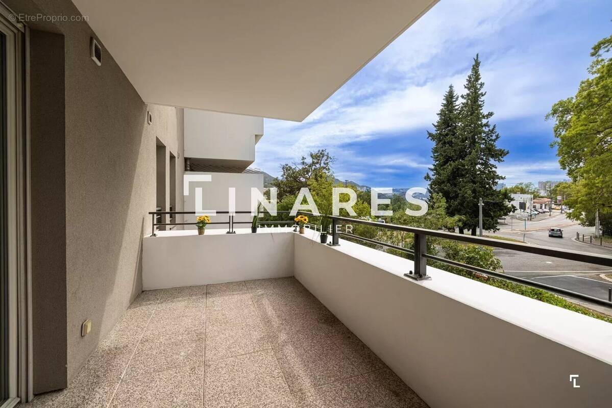 Appartement à MARSEILLE-12E