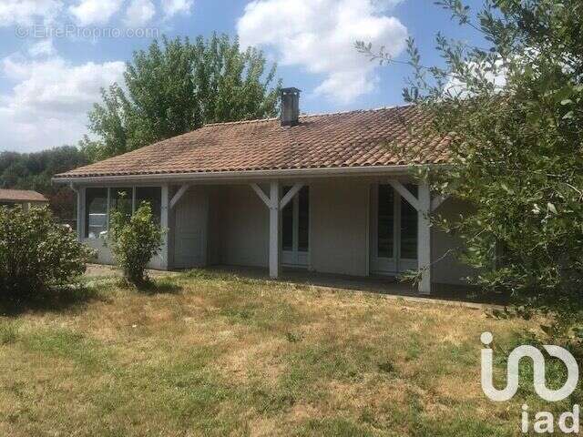 Photo 2 - Maison à LA LANDE-DE-FRONSAC