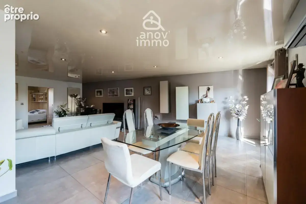 Maison 5 pièces 168m2 avec piscine sur une parcelle de 410m2 - photo 3