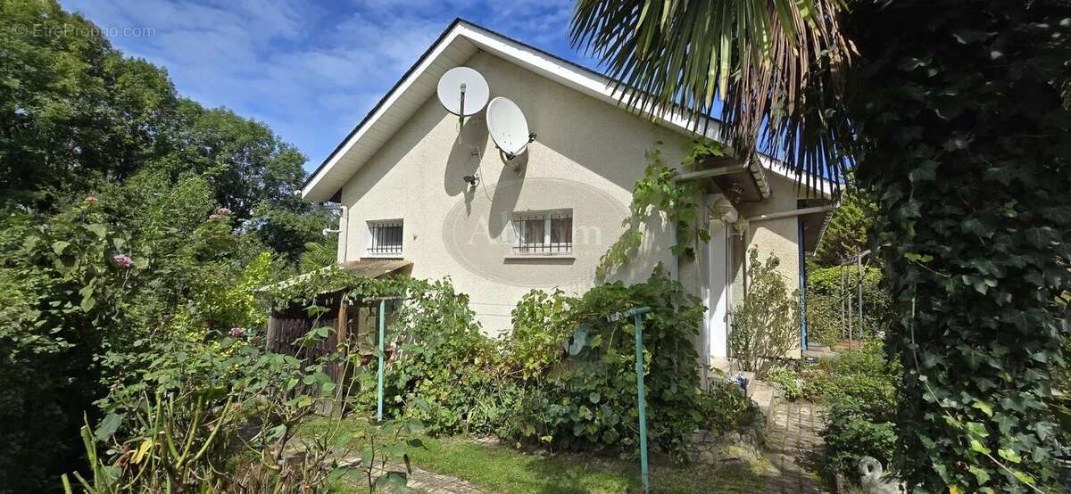 Maison à MONTGAILLARD