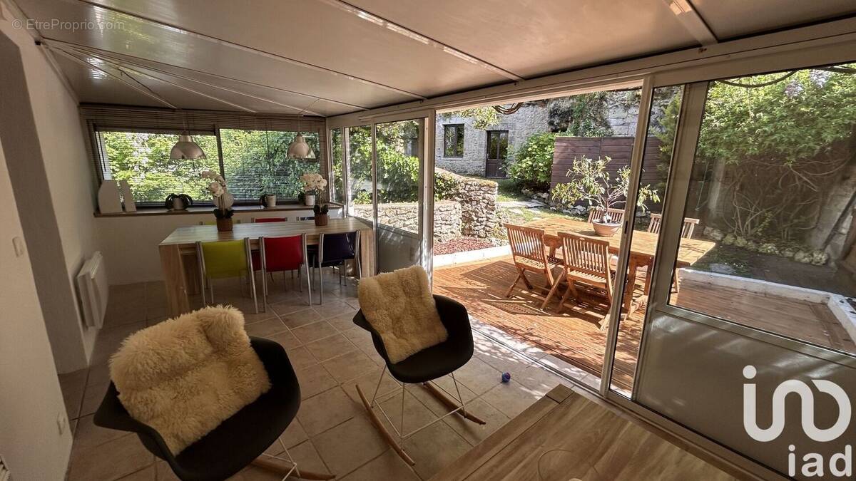 Photo 1 - Maison à MONTLOUIS-SUR-LOIRE