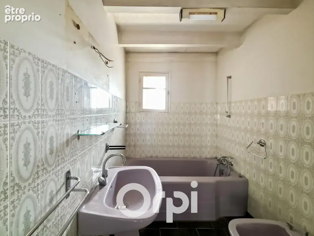 Maison de plain-pied à rénover avec beaucoup de potentiel - photo 7