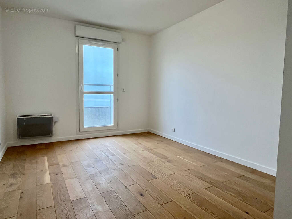 Appartement 74 m² à Argenteuil  - photo 7