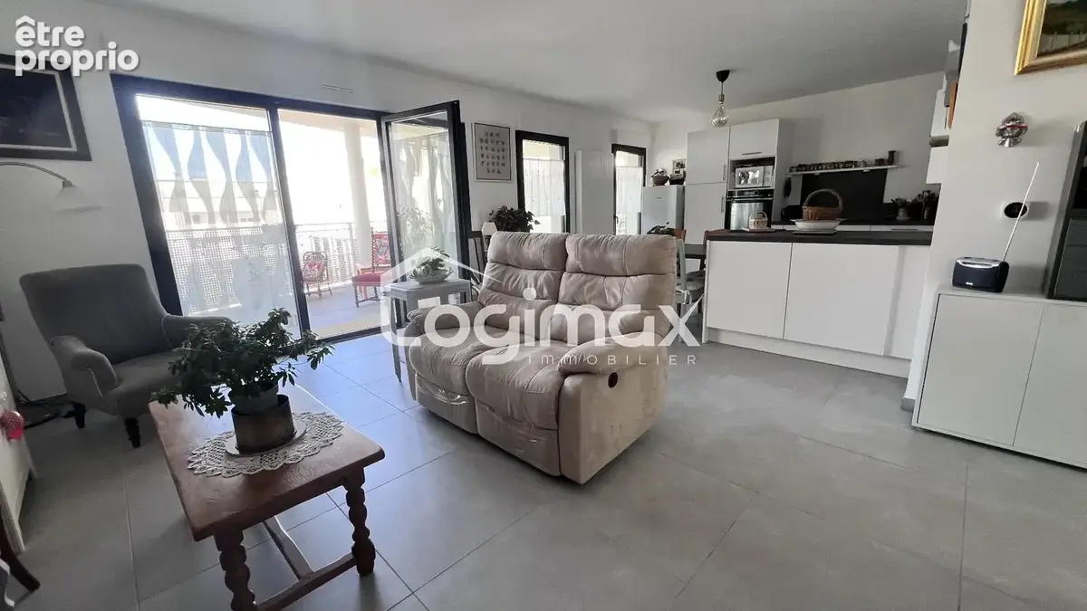 Appartement 3 pièces 83 m² à vendre à La Rochelle (17000) - photo 4