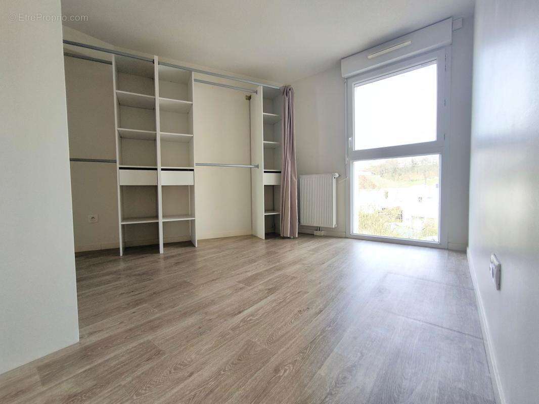 Appartement à BILLERE