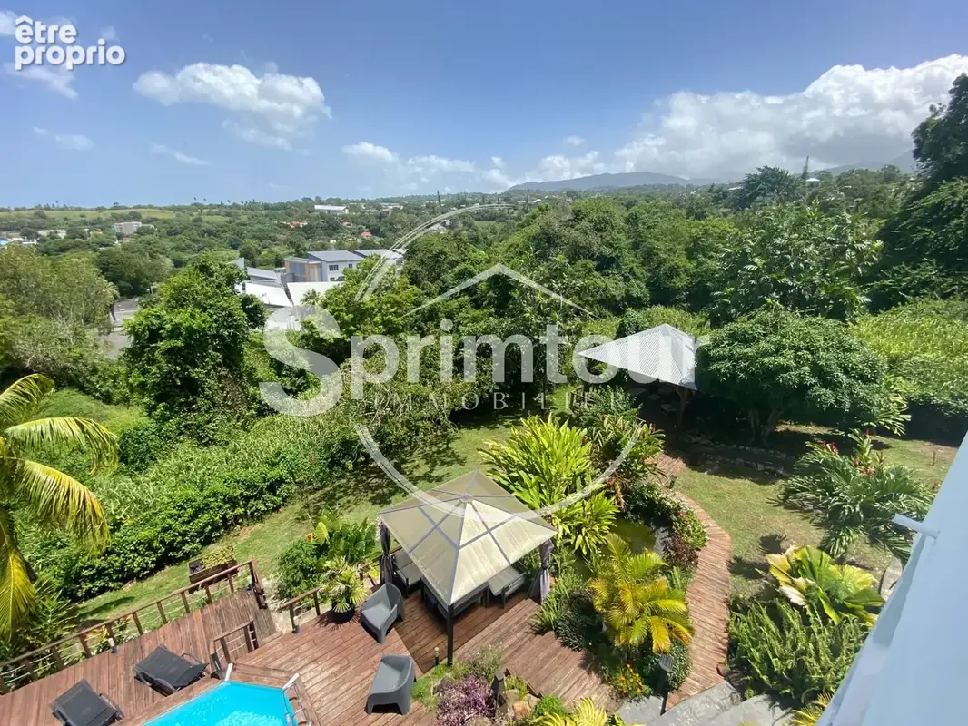 Saint claude - maison f4 et studio avec vue mer et montagne - photo 24